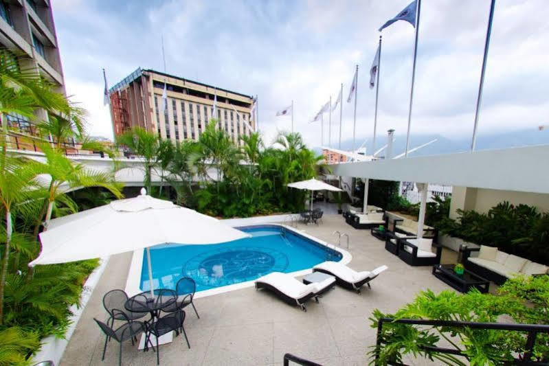 Hotel Paseo De Las Mercedes Caracas Esterno foto